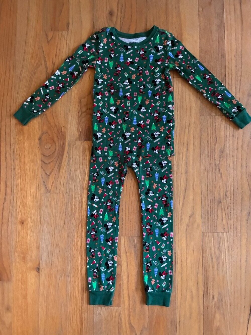 Old Navy Disney Mickey Minnie Christmas Pajamas Set Size 5T